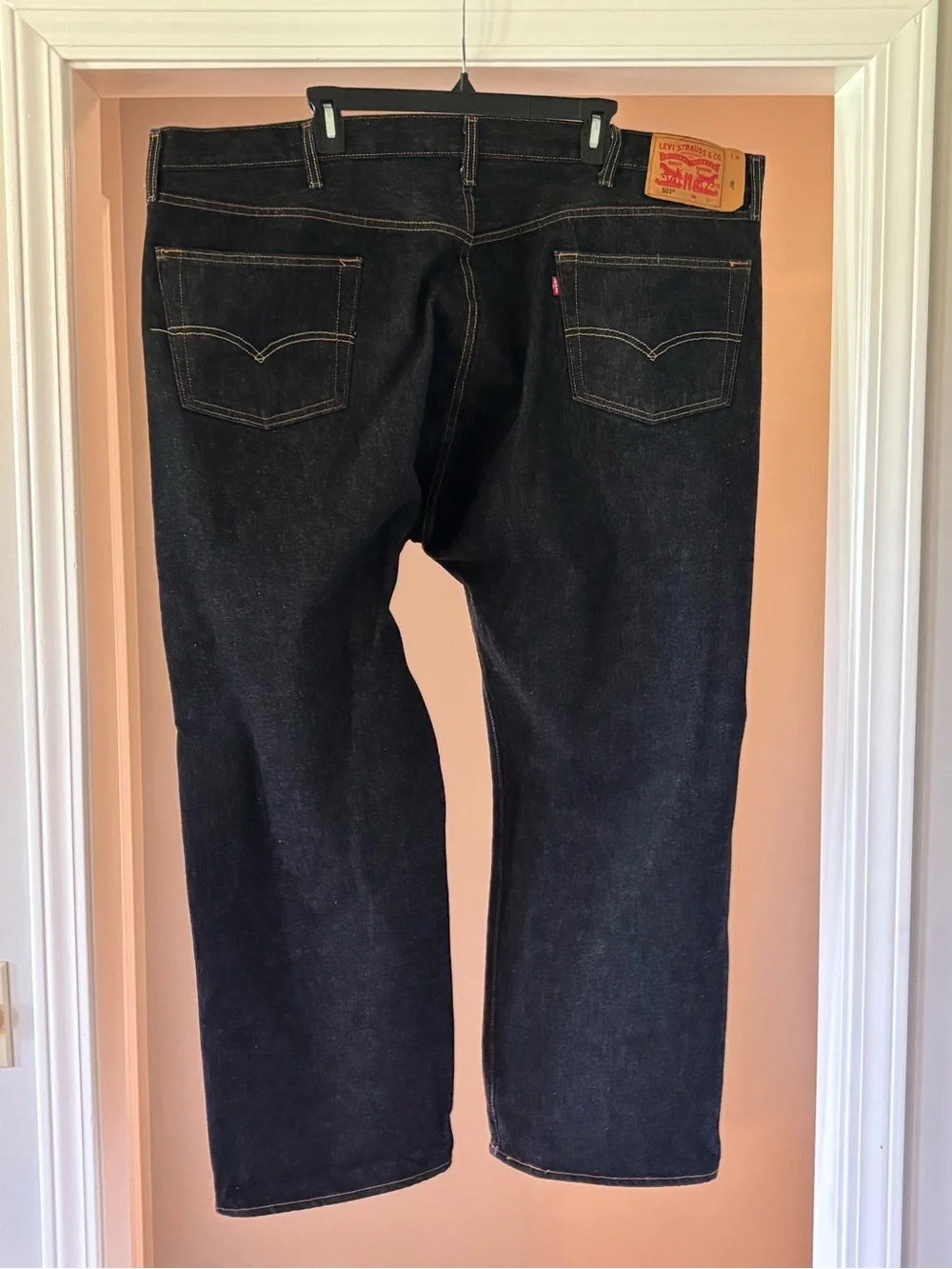 Levis straight leg